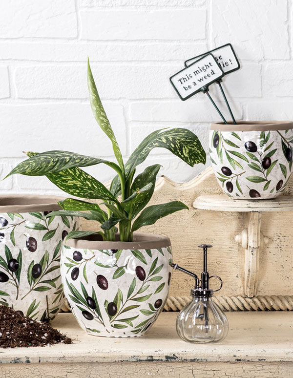 the-abbott-collection-2026-olive-pottery