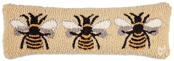 bumblebee-hand-hooked-wool-pillow-wholesale-chandler-4-corners