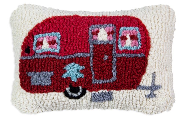 crimson-camper-hand-hooked-wool-pillow-wholesale-chandler-4-corners